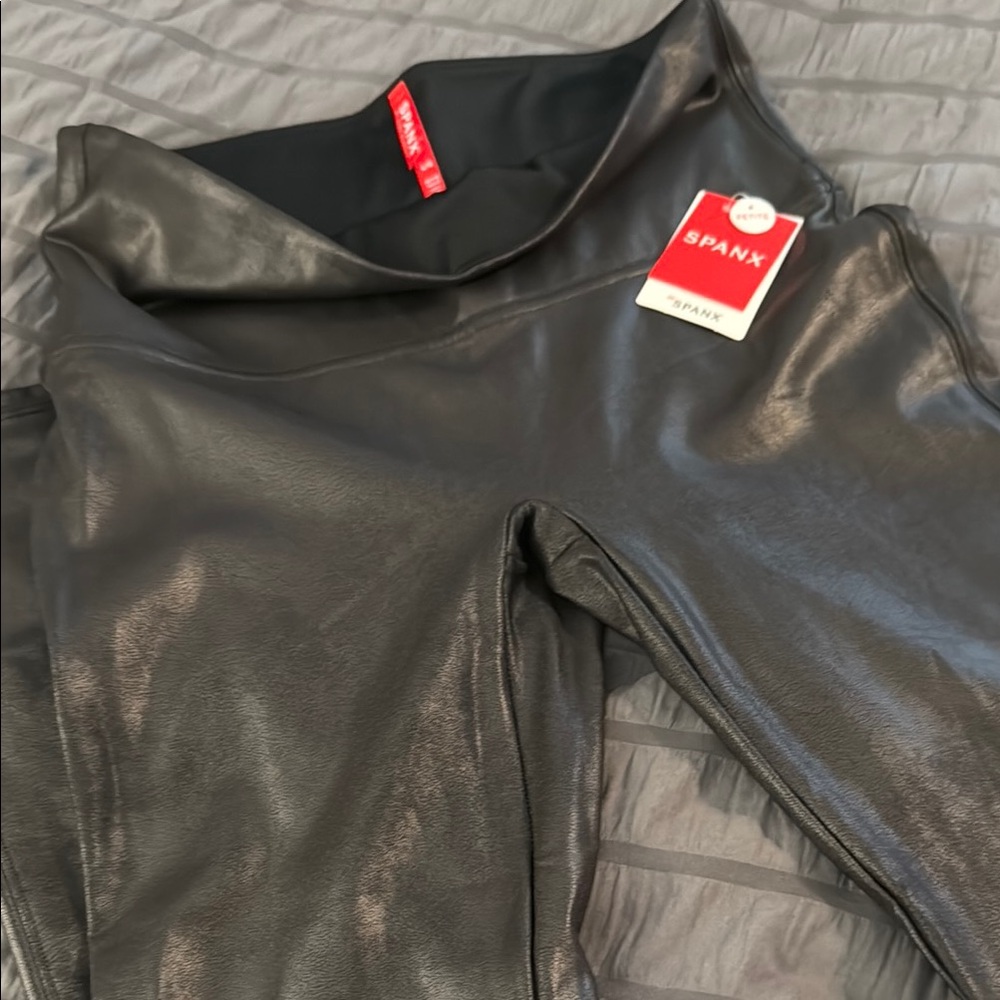 Spanx Black Faux Leather Leggings - Large Petite (fit like medium)